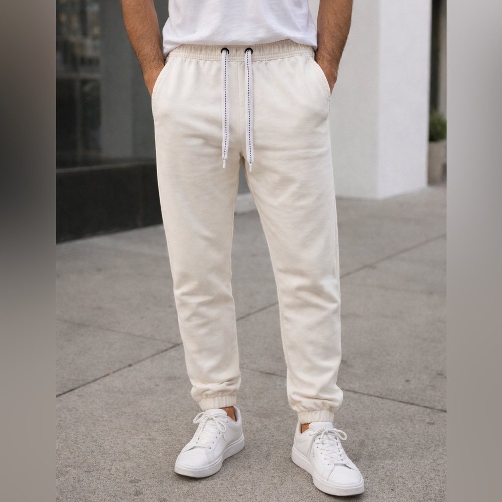 Galaxy By Harvic Men's White Joggers